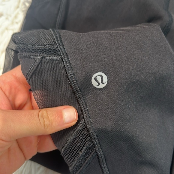 Lululemon Speed Up Tight *Mesh 28" Black - Picture 5 of 7